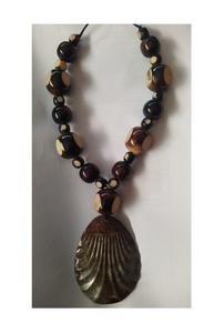 Collier en corne de buffle naturelle à 100 %, design tendance, forme ronde, bijoux de mode, collier de haute qualité, cadeau de mariage, utilisation pour les fêtes - Product Image 3