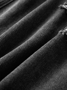 กางเกงขาสั้นผ้ายีนส์แบบม้วนสำหรับผู้ชายผ้าซักเบาและยืดแบบลำลองเหมาะสำหรับสวมใส่ประจำวันและลำลอง - Product Image 4