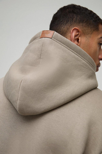 เสื้อพูลโอเวอร์ผ้าฝรั่งเศส 100% ผ้าฝ้ายทรงโอเวอร์ไซส์สำหรับผู้ชาย แฟชั่นไฮสตรีท ลายพิมพ์สกรีนแบบเรียบ ชุดวอร์มปักลายสำหรับฤดูหนาว - Product Image 3