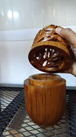 Brûleur de Bakhour en bois de santal artisanal en forme de pyramide, coriandre, design élégant et traditionnel, encens religieux, bonheur aromatique pour la maison