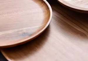 Platos para servir de madera Crescent Crafts para uso en la cocina Skyhigh Dining Platos y platos de cocina elegantes en el extranjero - Product Image 4