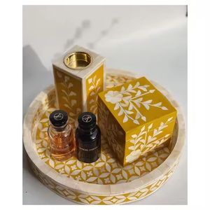 Gifted Bakhoor Burner 2025 Nouvelle Collection Mubkhar Bone & Nacre Incrustation Bakhoor Burner avec plateau en acrylique et boîtes en résine - Product Image 1