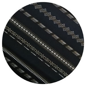 Tissu imprimé Mycro dynamique de 58 pouces disponible en 5 variétés de couleurs distinctes pour les vêtements modernes et l'utilisation créative de la décoration - Product Image 1