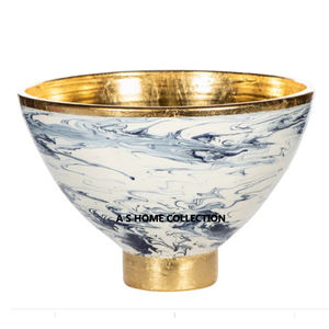 Cuenco de frutas decorativo con diseño de flores chapado en oro de lujo de metal - Product Image 3