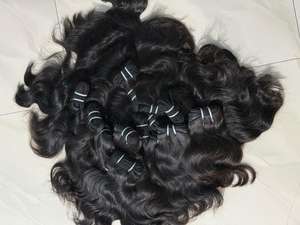 Venta al por mayor de pelo Remy indio sin procesar de la cutícula virgen alineada de pelo humano natural de onda profunda de los vendedores de paquetes baratos - Product Image 5