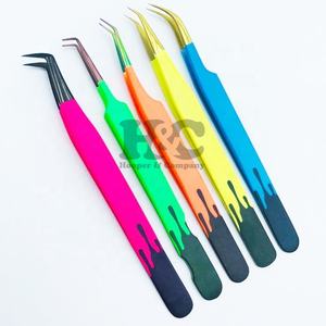 Pinzas de Precisión para Pestañas de Acero Inoxidable Hooper Company, Diseño Profesional Personalizado, Puntas Planas y Inclinadas de 10 mm, Color Negro, para Uso en Cejas - Product Image 6