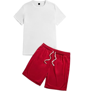 Streetwear avec impression personnalisée et logo pour hommes, ensemble t-shirt et short décontractés, ensemble short deux pièces pour l'entraînement - Product Image 6