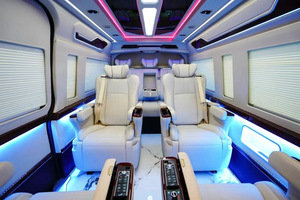 Représente des marchandises Toyota Hiace 2017 9 Seats Toyota Hiace Diesel en occasion Hiaces Toyotas à vendre - Product Image 2