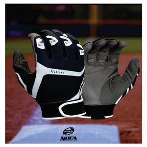 Gants de frappe personnalisés de haute qualité Construction durable avec poignée antidérapante pour une performance et une expérience optimales - Product Image 4