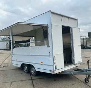 Camion de cuisine mobile Niewiadow B3500, remorque de cuisine mobile 220V avec étagères en acier inoxydable et cadre galvanisé - Product Image 2