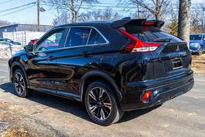 Sobari: Los Mejores Autos Usados Premium en Venta, Modelo Eclipse Cross 2023, en Buen Estado, Listos para Conducir - Product Image 5