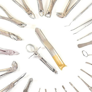 Kit d'instruments d'extraction chirurgicaux orthopédiques allemands de 25 pièces en acier inoxydable autoclavable manuel - Product Image 2