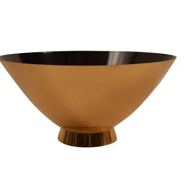 Unique Shape Heat Resistant Bowl Classic Finished Metal Fruits and Nuts Snacks Decorative Bowl At Low Price