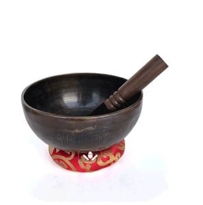 Bol chantant de yoga en laiton pur de taille moyenne noir antique Bols de forme ronde au design attrayant Artisanat en métal - Product Image 1