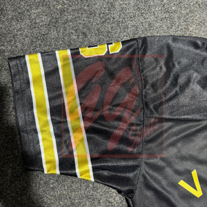 Camiseta de fútbol americano personalizada Camiseta transpirable con impresión por sublimación Proveedor de uniformes de equipo OEM - Product Image 5