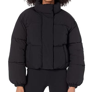 Blouson court matelassé pour femme 2026 avec logo personnalisé, col montant, grande taille, caractéristiques de la saison hivernale - Product Image 1