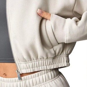 ชุดวอร์มมีซิปสำหรับผู้หญิงชุดวอร์มเสื้อฮู้ดและกางเกงจ็อกเกอร์เสื้อขนแกะธรรมดาเสื้อครอป2026โลโก้ตามสั่ง - Product Image 4