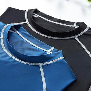 Chemise de protection contre les éruptions cutanées de surf légère, personnalisée avec logo, UPF50+, respirante, séchage rapide, pour les sports nautiques - Product Image 2