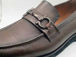 รองเท้าสำหรับนักธุรกิจชายรองเท้าโลฟเฟอร์ลำลองหนังแท้พื้นรองเท้าพีวีซีมีสไตล์และใส่สบาย - Product Image 2