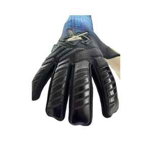 ถุงมือผู้รักษาประตูหนังสไตล์ใหม่ทำจากวัสดุระบายอากาศได้ดีมีคุณสมบัติตัดด้านลบ - Product Image 1