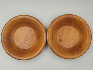 Grand saladier en bois naturel Huhipro D21H4.6CM Modèle 02 avec fonction antidérapante pour utilisation intérieure et extérieure sur comptoir de cuisine Vietnam - Product Image 4