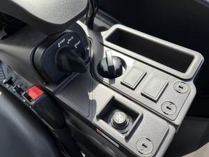 Miniexcavadora Kubota KX040-5 2026: Potencia Compacta con Sistema Hidráulico Avanzado - Product Image 5