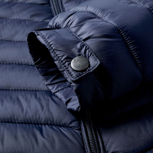 Veste matelassée à capuche pour homme en gros, 100% nylon, imperméable, coupe-vent, épaisse et chaude, avec logo sur le devant - Product Image 3