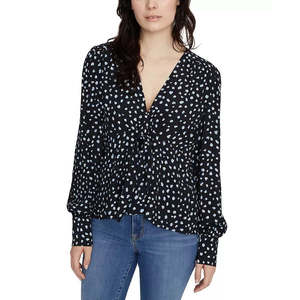 Camicetta da donna XL Sanctuary con stampa Ella e laccetti frontali, in chiffon lavorato a maglia e ricamato, stile casual western per la primavera, colore nero a tinta unita - Product Image 1