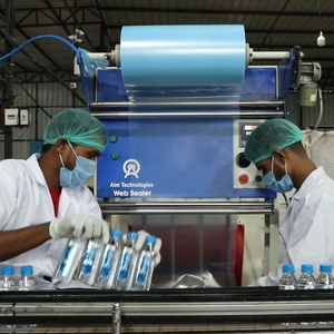 Solution de emballage fiable et rentable compacte semi-automatique de machine d'emballage de rétrécissement - Product Image 1