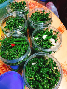 ผู้ผลิตพริกไทยเขียวดองในขวดจากเวียดนาม - Product Image 5