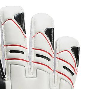 Gants de gardien de but de football personnalisés Premium Grip Latex Palm Secure Wrist Band Confortable Fit for Professional and Training Use - Product Image 4