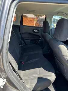 Jeep Compass Sport SUV 2019 Usado en Buen Estado - Product Image 4