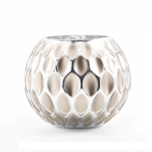 Florero de diseño hecho a mano, gran venta de jarrón de Metal decorativo con Acabado niquelado para artículo de decoración de fiesta de Navidad - Product Image 1