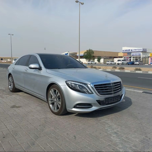 Mercedes-Benz S500 2015, 6 cylindres, SUV d'occasion, conduite à gauche, automatique, moteur turbo 4L, intérieur cuir foncé, traction avant, jantes R18 - Product Image 1