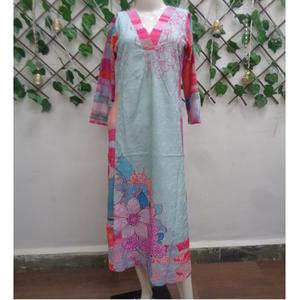 Tela de viscosa ligera para mujer, Kurta con cuello en V y motivos étnicos, ajuste moderno a los mejores precios, proveedor indio - Product Image 1