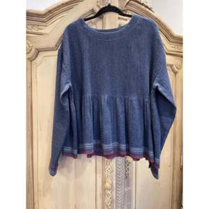 Blusa de Lana para Mujer RUHI, Talla Única, Corte Holgado, Estilo Casual Vintage con Decoración de Botones, Tejido de Punto para Todas las Temporadas - Product Image 1