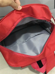 การออกแบบกระเป๋าเป้สะพายหลังสีแดงทำในเวียดนาม - Product Image 6