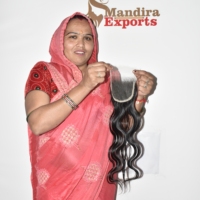 Vente en gros de cheveux humains 100% indiens Remy à cuticules alignées, closure en dentelle HD 4*4, noir naturel, ondulation Bodywave, double trame, cheveux à tirage simple