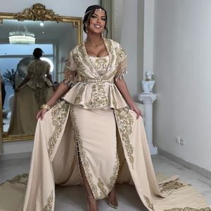 NUEVO DISEÑADOR BORDADO EN CHAQUETA Y KARAKOU CON VESTIDO TRAIL CON CUENTAS DE CRISTAL EMBELLECEDADAS, PIEDRA, PERLAS, TRABAJO DE DABKA @ 2024 - Product Image 1