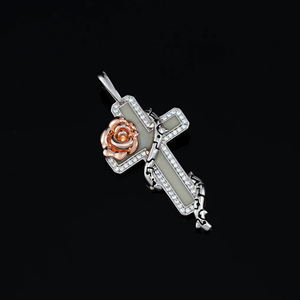 Colgante de Aleación Chapado en Oro con Diamantes Estilo Urbano Personalizado - Product Image 1