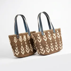 Bolso de Playa de Paja Hecho a Mano, Tejido, con Bordado Floral, Cierre de Cremallera, Forro de Algodón, para Uso Diario al Aire Libre y Fiestas - Product Image 4