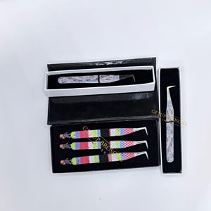 Pinzas para Pestañas GETUP BROSONS IMPEX de 90 Grados con Diseño de Personajes en Papel, Recubrimiento Plateado, Acero Inoxidable, Punta Lisa y Antimagnéticas - Product Image 2