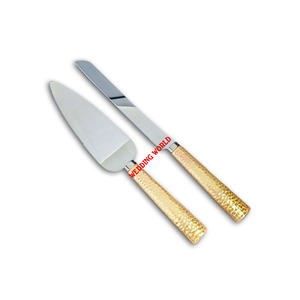 Nouveau design d'ensemble de couteaux à gâteau en métal, couverts design de qualité supérieure, faits à la main, ensemble de serveurs de gâteaux en métal vendu en gros avec finition argentée - Product Image 5