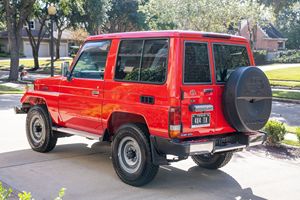 ÉDITION CLASSIQUE 1999 LANDCRUISERS HZJ71 SÉRIE 70 DIESEL 6 CYLINDRES - Product Image 3