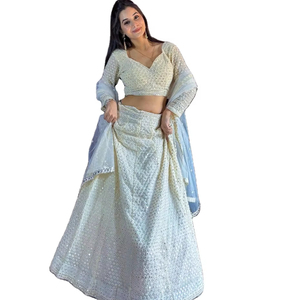 Travail miroir et pierre Navratri Special Garba Party Wear Tailor Maid Light Weight Traditional Chaniya Choli With Blouse - Product Image 1
