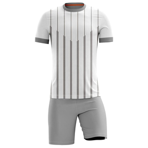 Ensemble d'uniformes de football pour hommes à conception personnalisée, maillot et short de football à séchage rapide, matériau respirant pour le sport et les vêtements de club - Product Image 5