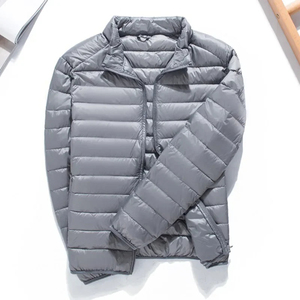 แจ็คเก็ตบุนวมสำหรับผู้ชายกันลมน้ำหนักเบา - Product Image 1