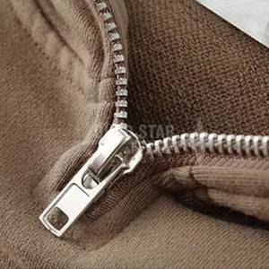 เสื้อฮู้ดดี้ผู้ชายสไตล์โดดเด่น ระบายอากาศได้ดี ดีไซน์ขาดๆ แบบดิสเทรส ขายดี ราคาส่ง - Product Image 5