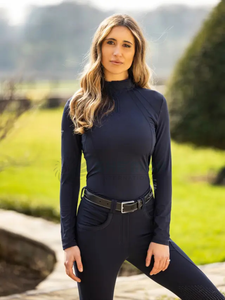 Couches femmes équitation haut de compression à manches longues avec construction sans couture tissu à séchage rapide et flexible à quatre voies - Product Image 2