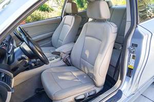 BMW 128i Coupé 2009 d'occasion en bon état, boîte manuelle 6 vitesses, bleu métallisé, provenance sud-est du pays, sans réserve - Product Image 5